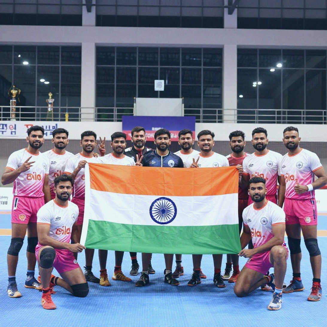 कबड्डी की बही: साठ-एक रेड, दो कन्वर्ज़न रेट, और वह कॉलम जो हम दिखाना नहीं चाहते